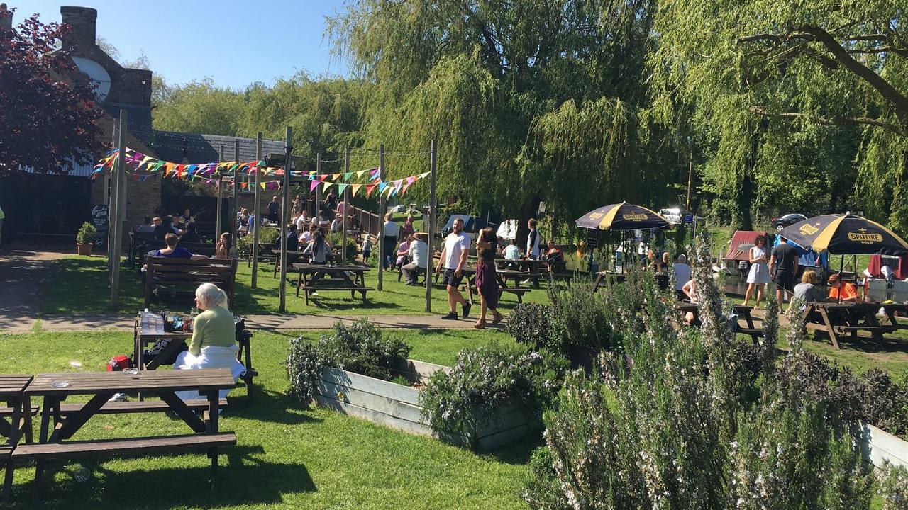 The Grove Ferry Inn Chislet Buitenkant foto